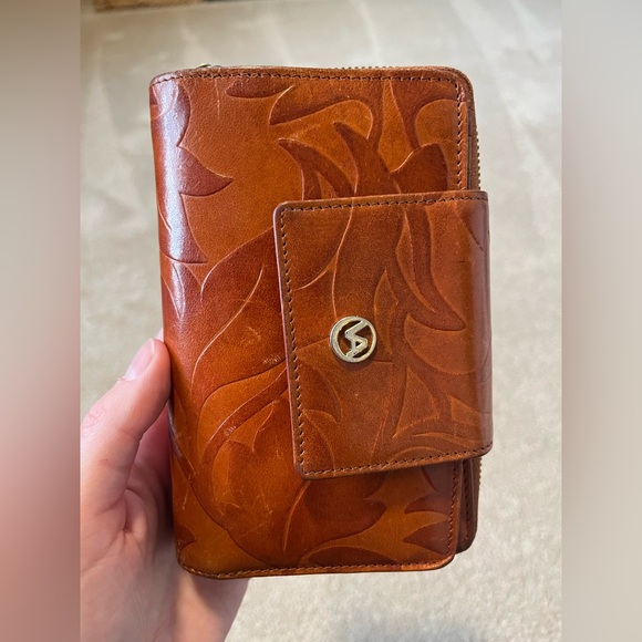Valentina Leather Wallet - Picture 2 of 6